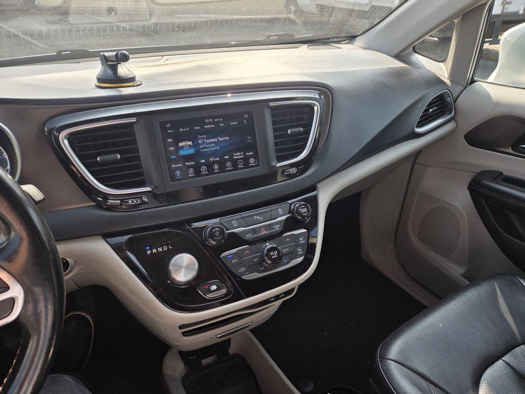 2019 Chrysler Pacifica Touring L - Photo 6