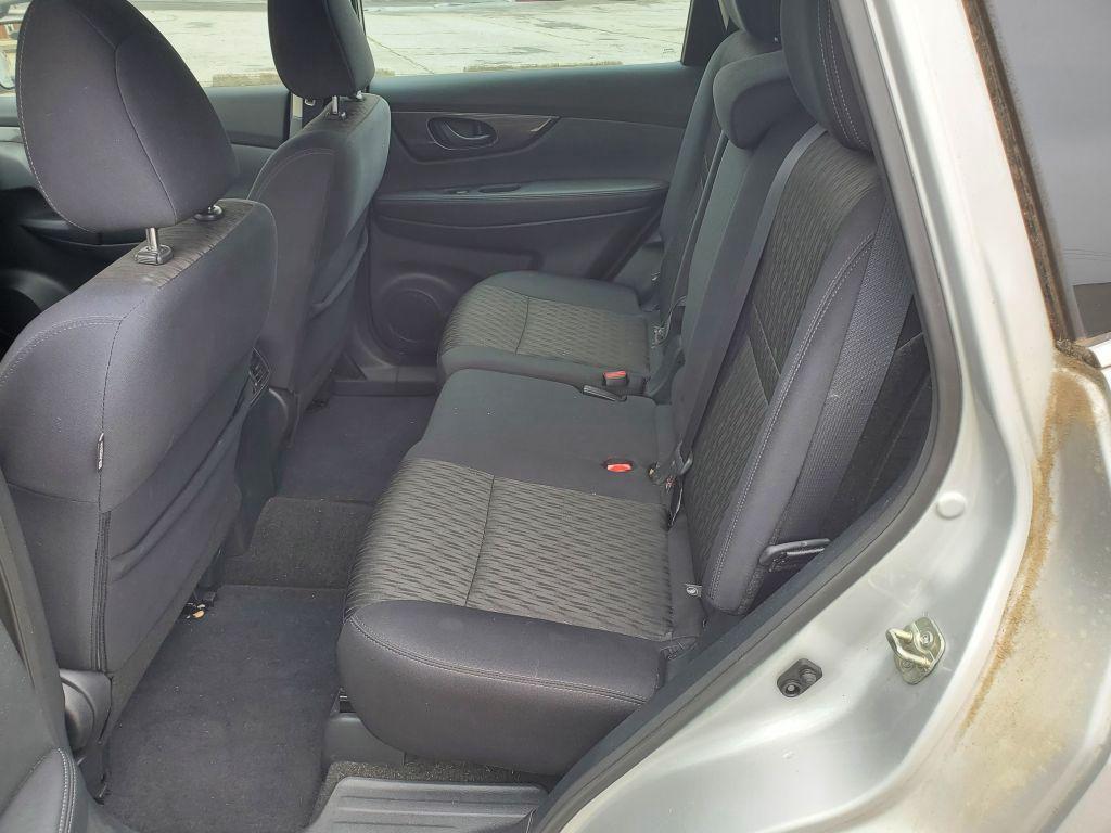 2019 Nissan Rogue S - Photo 7